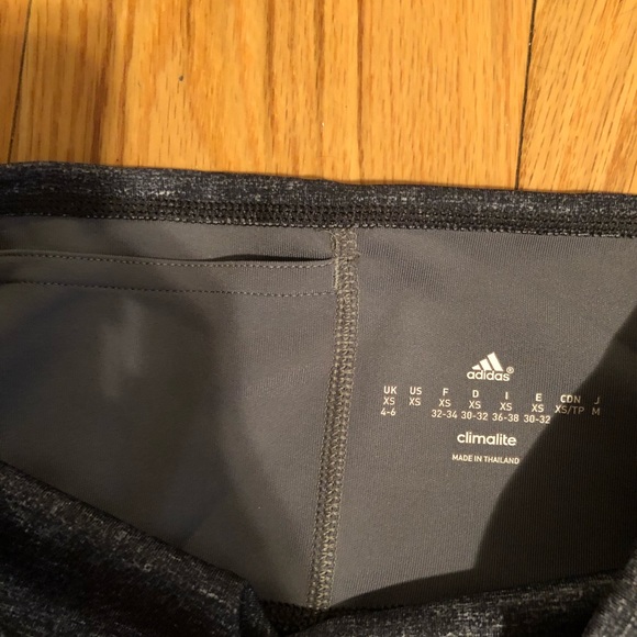 Speckled gray Adidas leggings size xs - Picture 3 of 3